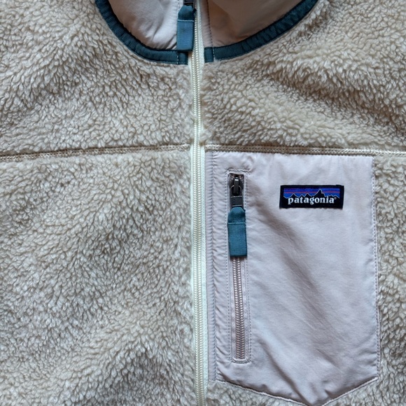 Patagonia Women's Classic Retro-X Fleece Jacket, Medium - Picture 4 of 6